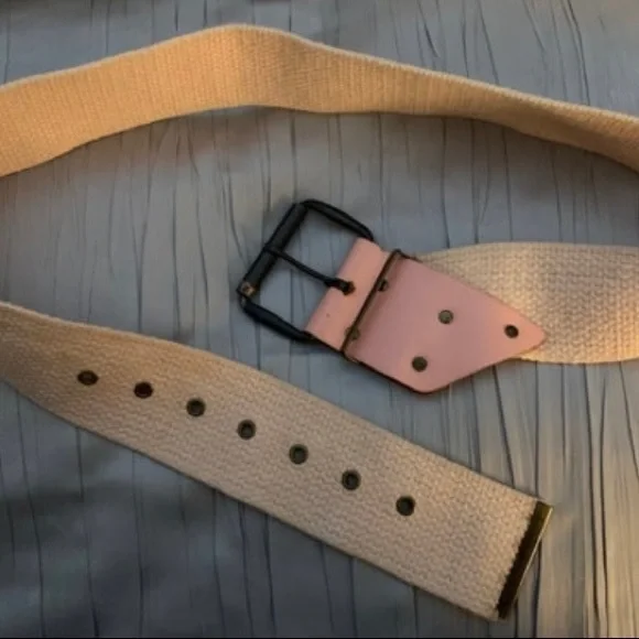 Peach Webbed Belt - Picture 1 of 7